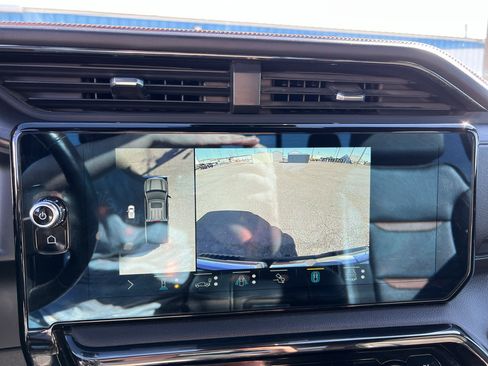 Used 2022 GMC Sierra 1500 AT4 w/ AT4 Premium Package AWD/4WD image 23