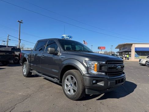 Used 2019 Ford F150 XLT w/ Equipment Group 302A Luxury image 5