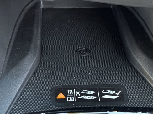 New 2026 Chevrolet Trax RS w/ Sunroof Package FWD image 22