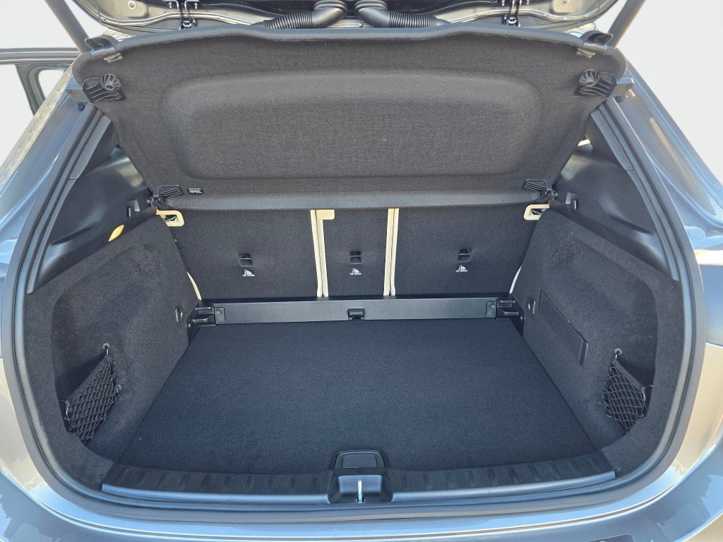 New 2026 Mercedes-Benz GLA 250 4MATIC image 11