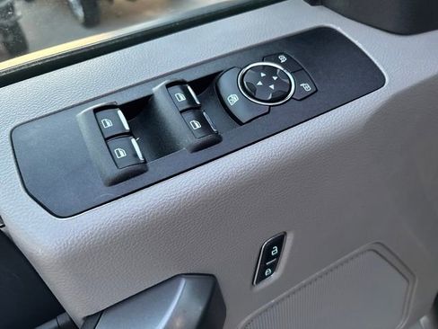 Used 2022 Ford F250 XLT AWD/4WD image 30