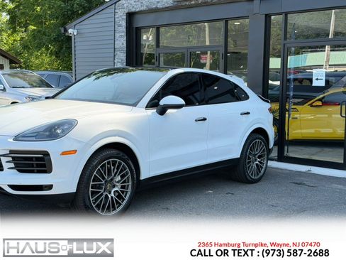 Used 2022 Porsche Cayenne Platinum Edition AWD/4WD image 6