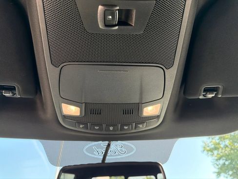 Used 2018 Ford F150 XLT w/ Equipment Group 302A Luxury AWD/4WD image 31