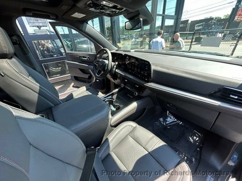 Used 2026 Chevrolet Tahoe RST w/ Comfort Package AWD/4WD image 25