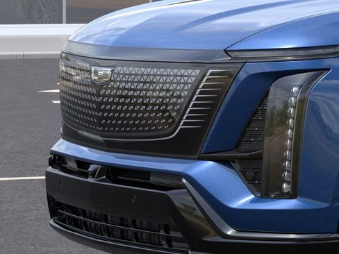 New 2026 Cadillac Vistiq Sport image 13