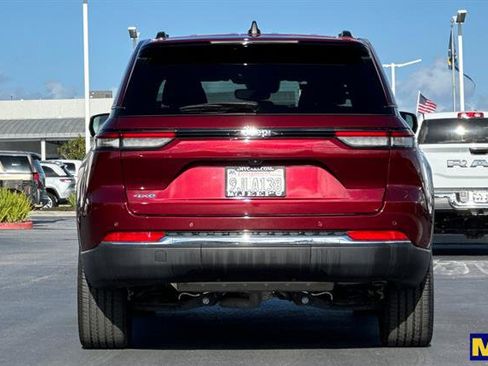 Used 2024 Jeep Grand Cherokee Limited 4xe image 5