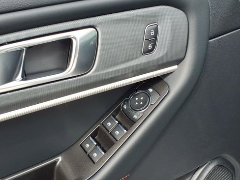 New 2026 Ford Explorer ST-Line image 17