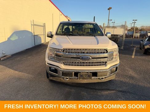 Used 2019 Ford F150 Lariat w/ Equipment Group 502A Luxury image 2