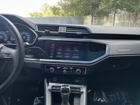 Used 2021 Audi Q3 2.0T Premium w/ Convenience Package image 13