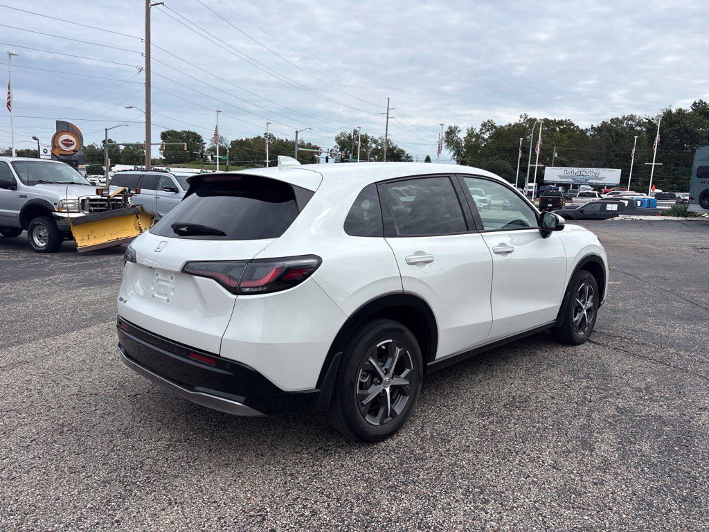 Used 2024 Honda HR-V EX-L image 7