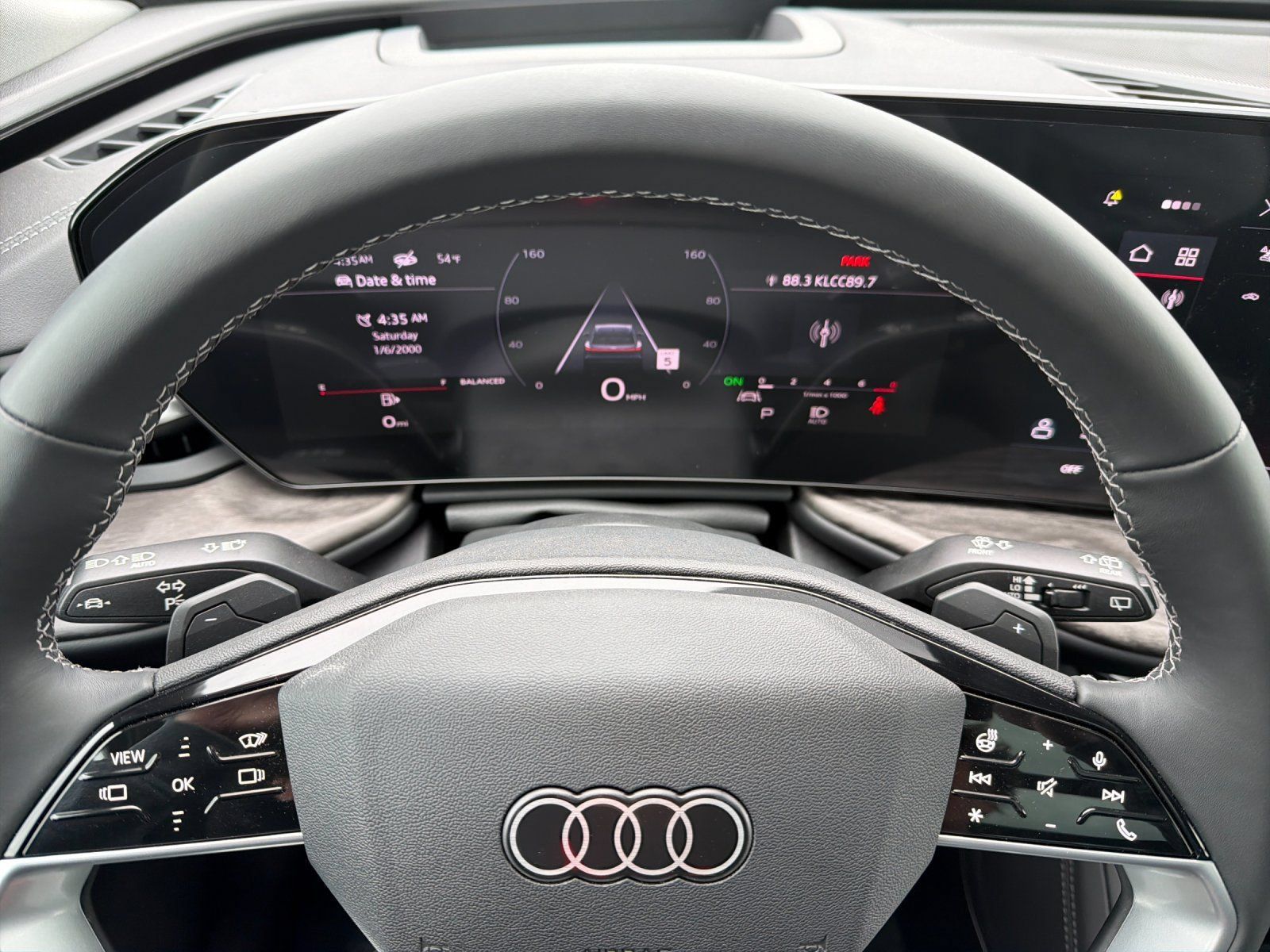Used 2025 Audi Q5 Premium Plus w/ Premium Plus AWD/4WD image 23