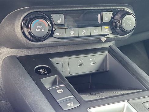 New 2026 Nissan Kicks SV w/ SV Premium Package image 15