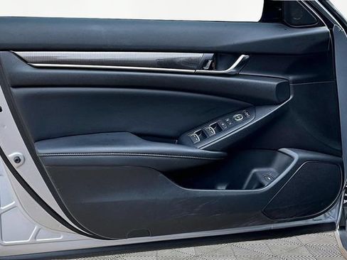 Used 2022 Honda Accord Sport image 18