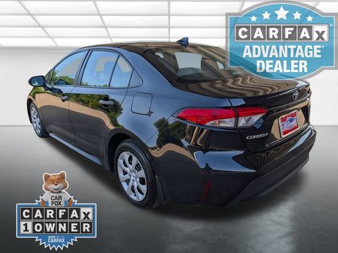Used 2025 Toyota Corolla LE FWD image 2