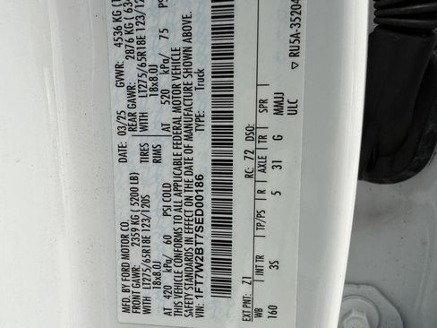 Used 2025 Ford F250 XLT AWD/4WD image 39