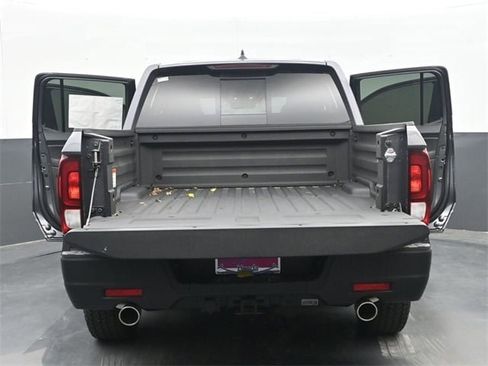 New 2025 Honda Ridgeline RTL+ image 40