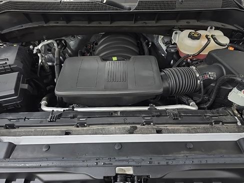 Used 2022 Chevrolet Silverado 1500 RST AWD/4WD image 12
