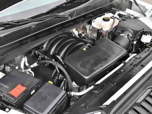 Used 2024 GMC Sierra 1500 SLT image 48