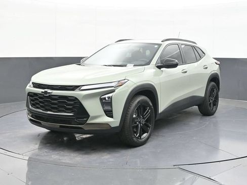 New 2026 Chevrolet Trax ACTIV w/ Driver Confidence Package FWD image 3