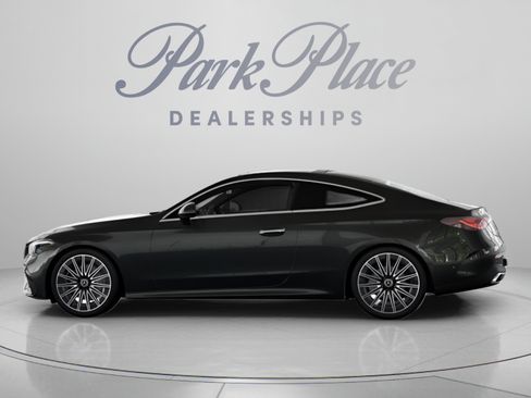 Used 2025 Mercedes-Benz CLE 300 4MATIC Coupe image 7