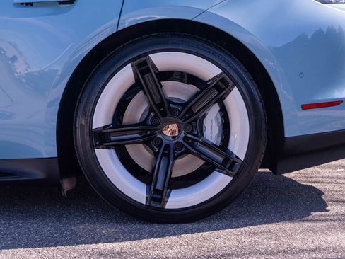 New 2025 Porsche Taycan GTS image 12