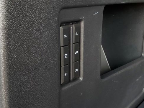 Certified 2022 Ford Expedition Platinum image 8