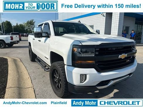Used 2017 Chevrolet Silverado 1500 LT w/ All Star Edition AWD/4WD image 6