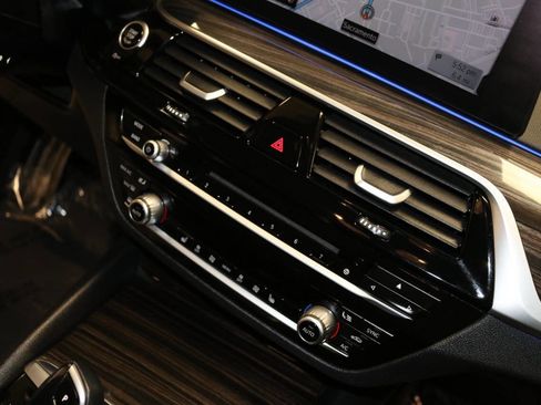 Used 2018 BMW 530i image 44