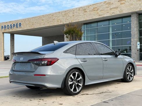 Used 2025 Honda Civic Sport image 19