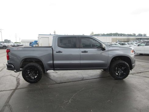 Used 2022 Chevrolet Silverado 1500 Custom w/ Safety Confidence Package AWD/4WD image 5