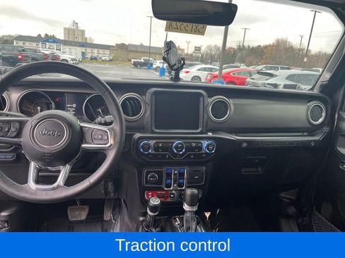 Used 2023 Jeep Wrangler Unlimited Rubicon 4xe image 15