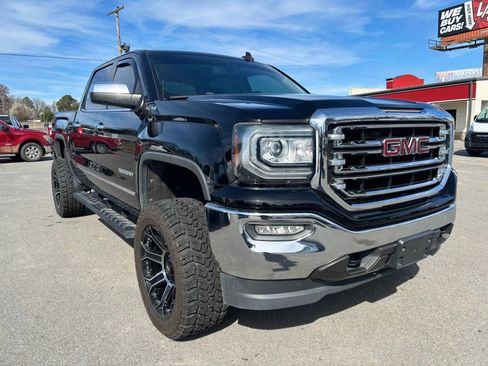 Used 2018 GMC Sierra 1500 SLT w/ SLT Premium Package image 7