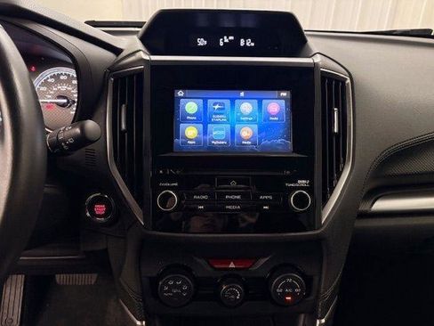 Used 2021 Subaru Forester Premium image 13