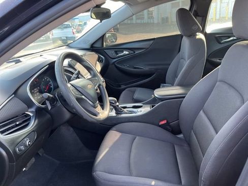 Used 2023 Chevrolet Malibu LT w/ Driver Confidence Package FWD image 7