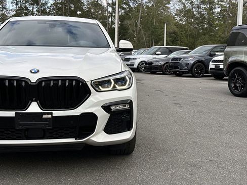 Used 2021 BMW X6 M50i w/ Executive Package image 10