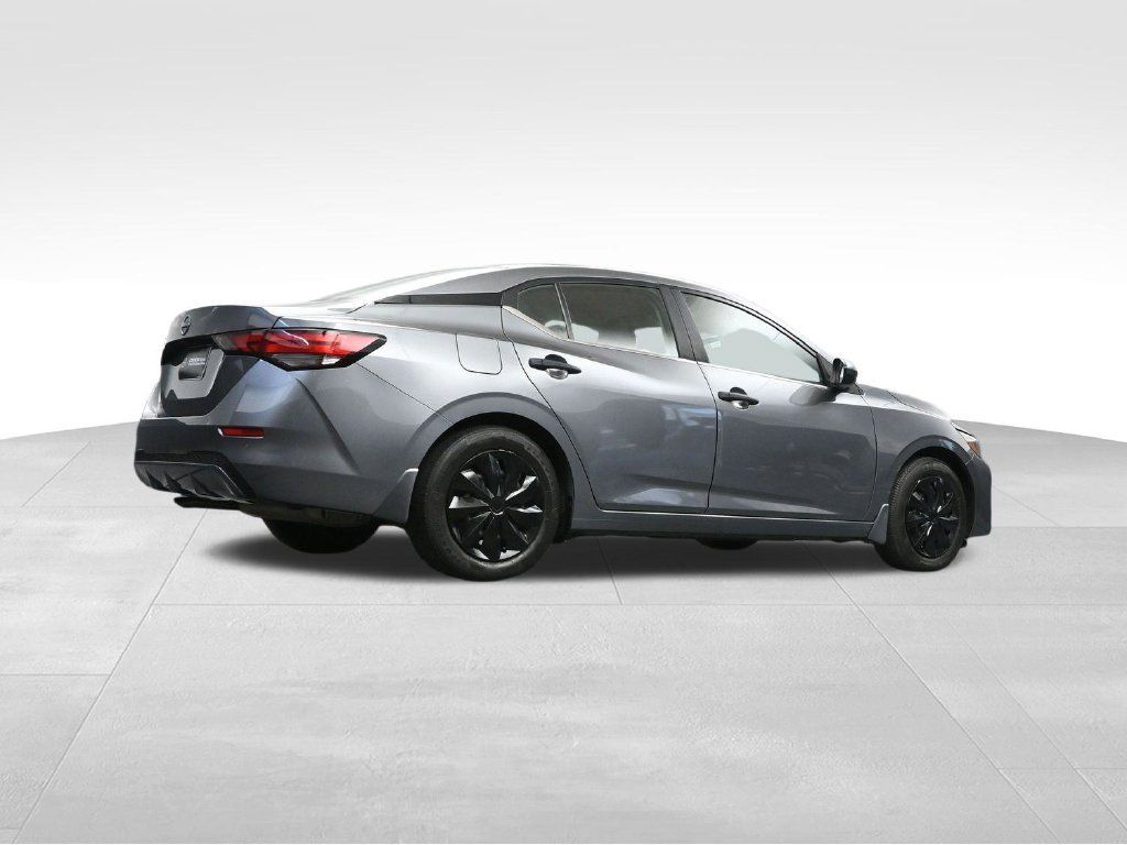 Used 2024 Nissan Sentra S FWD image 25