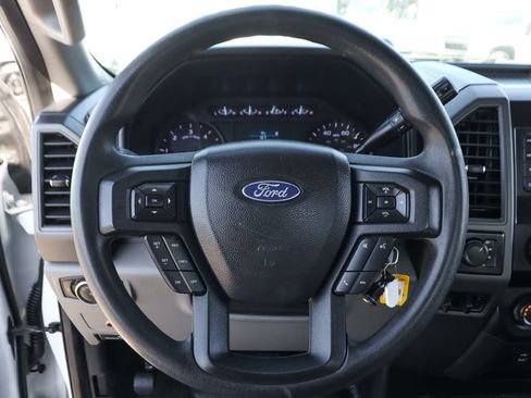 Used 2020 Ford F550 4x4 Regular Cab Super Duty image 28