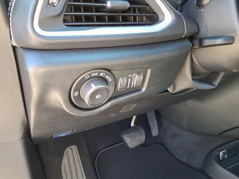 New 2026 Chrysler Pacifica Select w/ S Appearance Package image 17