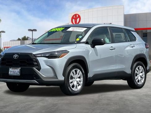Certified 2026 Toyota Corolla Cross L FWD image 10