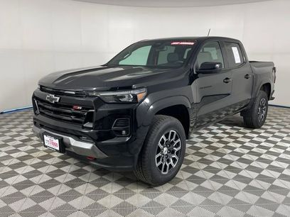 Used 2023 Chevrolet Colorado Z71 w/ Z71 Convenience Package 2