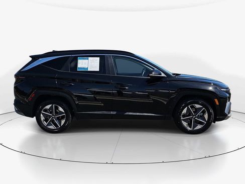 Used 2025 Hyundai Tucson SEL FWD image 5