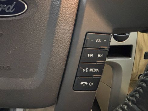 Used 2011 Ford F150 Lariat RWD image 21