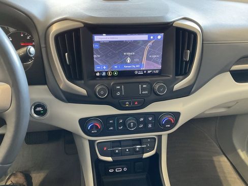 Used 2022 GMC Terrain Denali w/ Denali Premium Package image 15