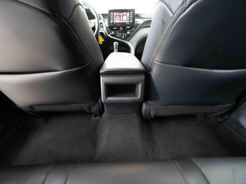 Used 2024 Toyota Camry SE FWD image 22