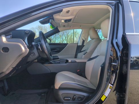 Used 2020 Lexus ES 350 w/ Premium Package image 12