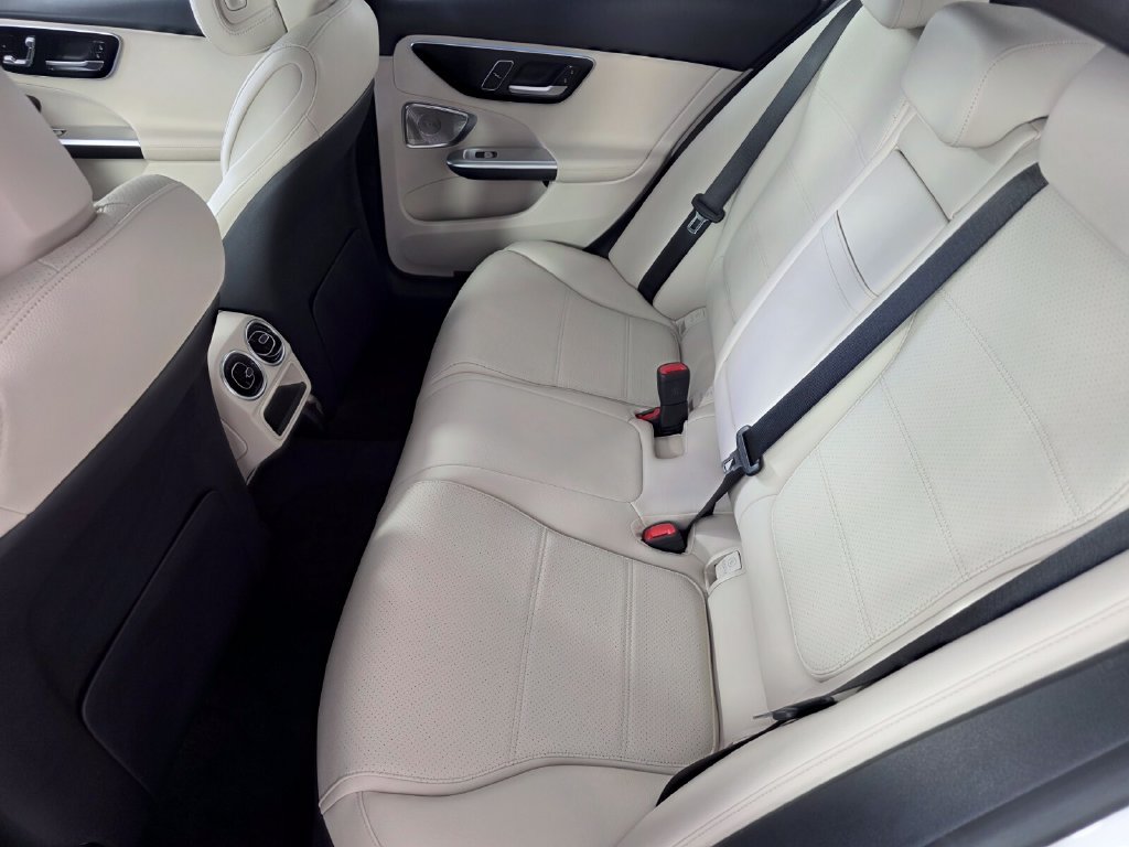 Certified 2023 Mercedes-Benz C 300 4MATIC Sedan image 14