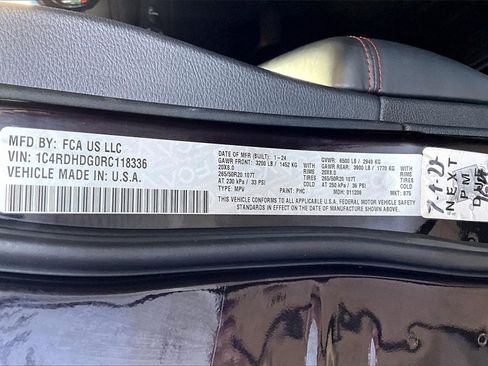 Used 2024 Dodge Durango GT image 40