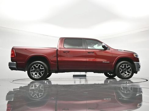Used 2025 RAM 1500 Laramie AWD/4WD image 39