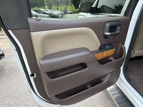 Used 2017 GMC Sierra 1500 SLT AWD/4WD image 22