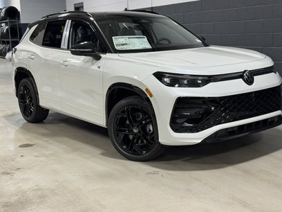 New 2026 Volkswagen Tiguan SE R-Line